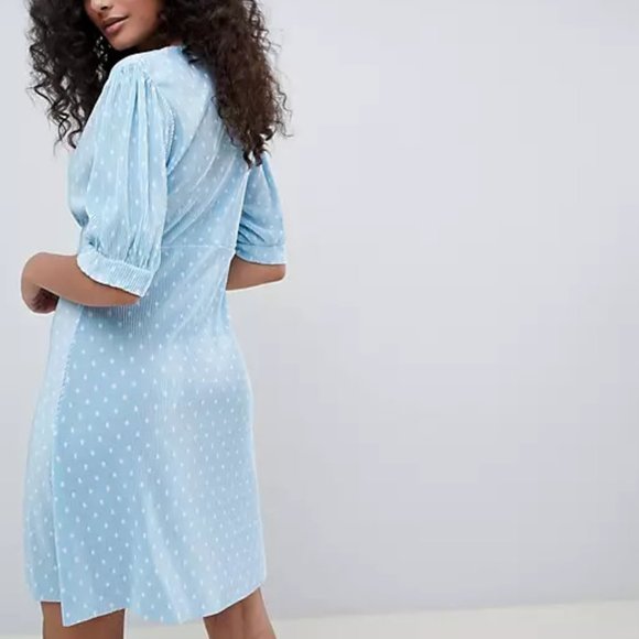 ASOS DESIGN Polka Dot Plisse Mini Tea Dress in Baby Blue - Picture 2 of 7